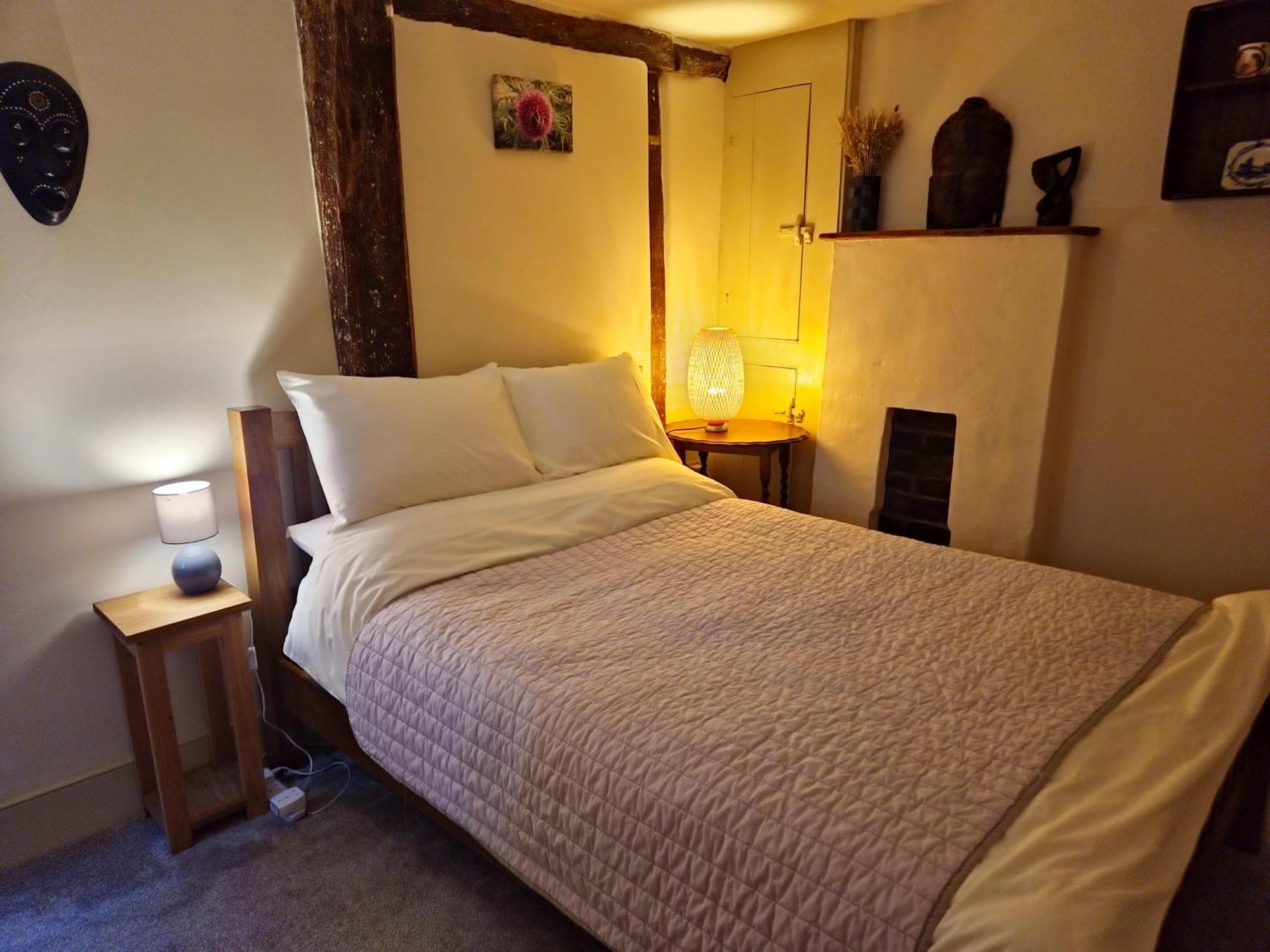 Central Gloucester Self-Catering Flat - A Hidden Gem Dış mekan fotoğraf